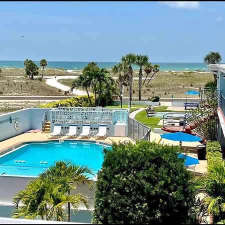 Beachside Resort Motel St. Pete Beach Eksteriør billede