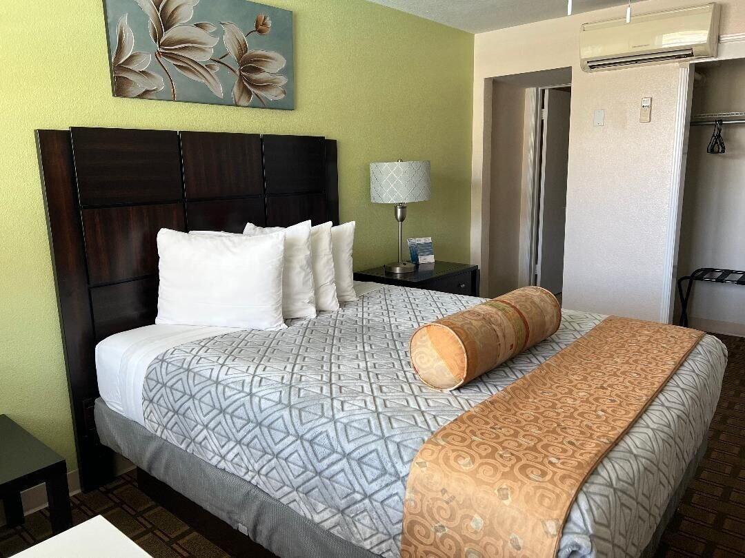 Beachside Resort Motel St. Pete Beach Eksteriør billede