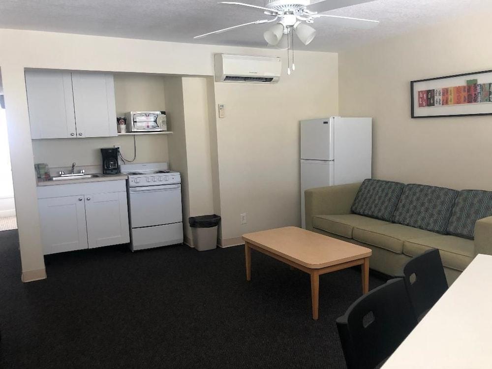 Beachside Resort Motel St. Pete Beach Eksteriør billede