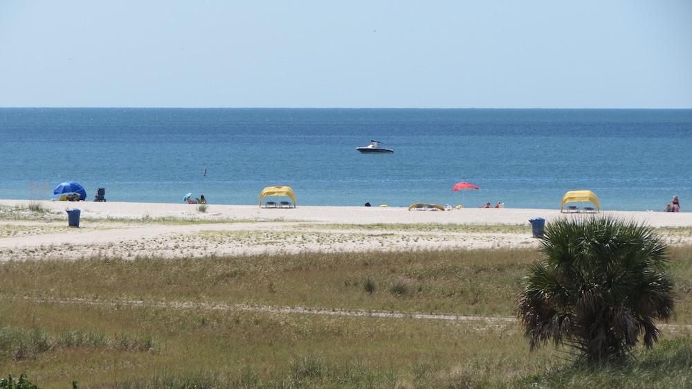 Beachside Resort Motel St. Pete Beach Eksteriør billede