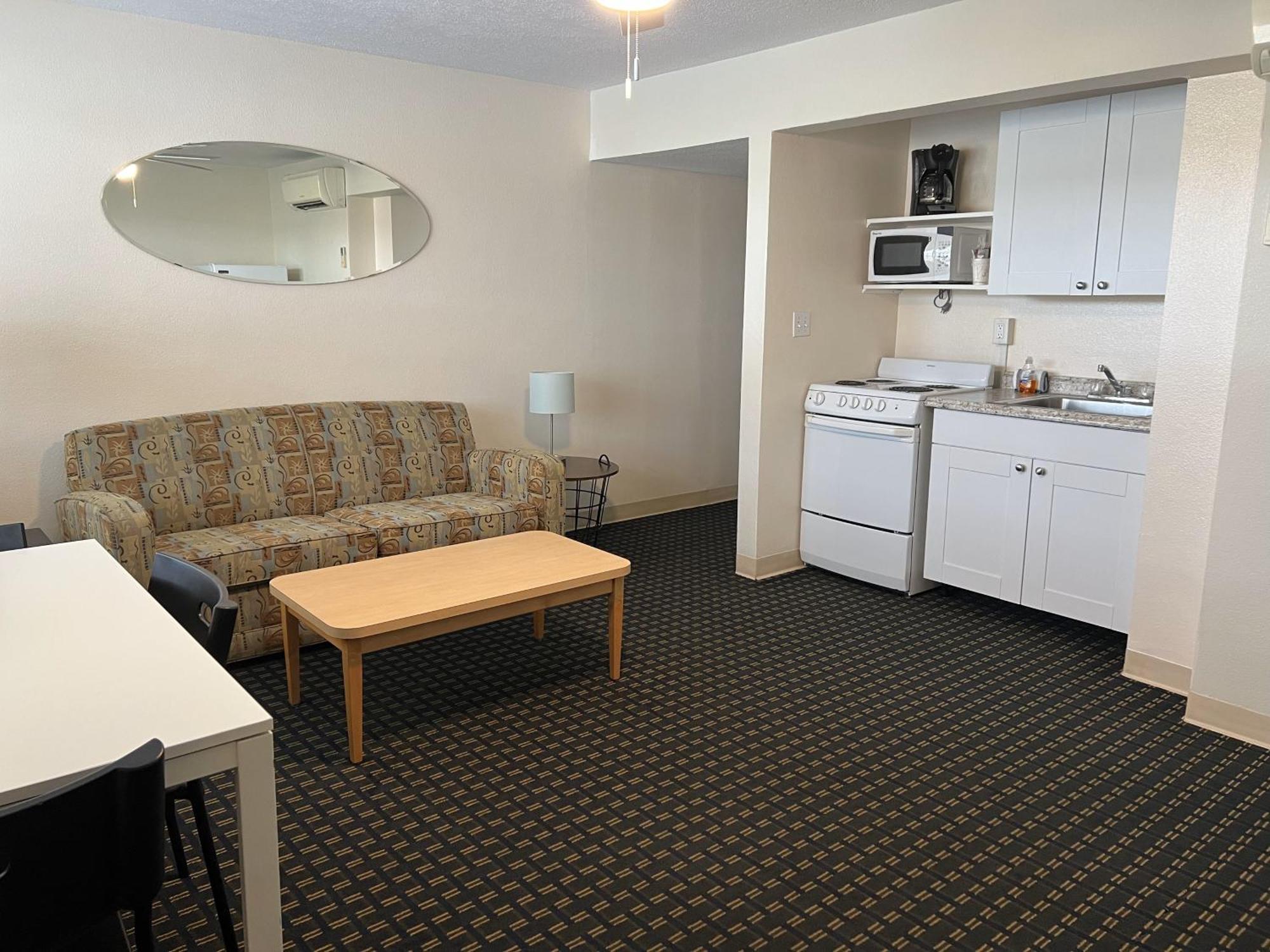 Beachside Resort Motel St. Pete Beach Eksteriør billede