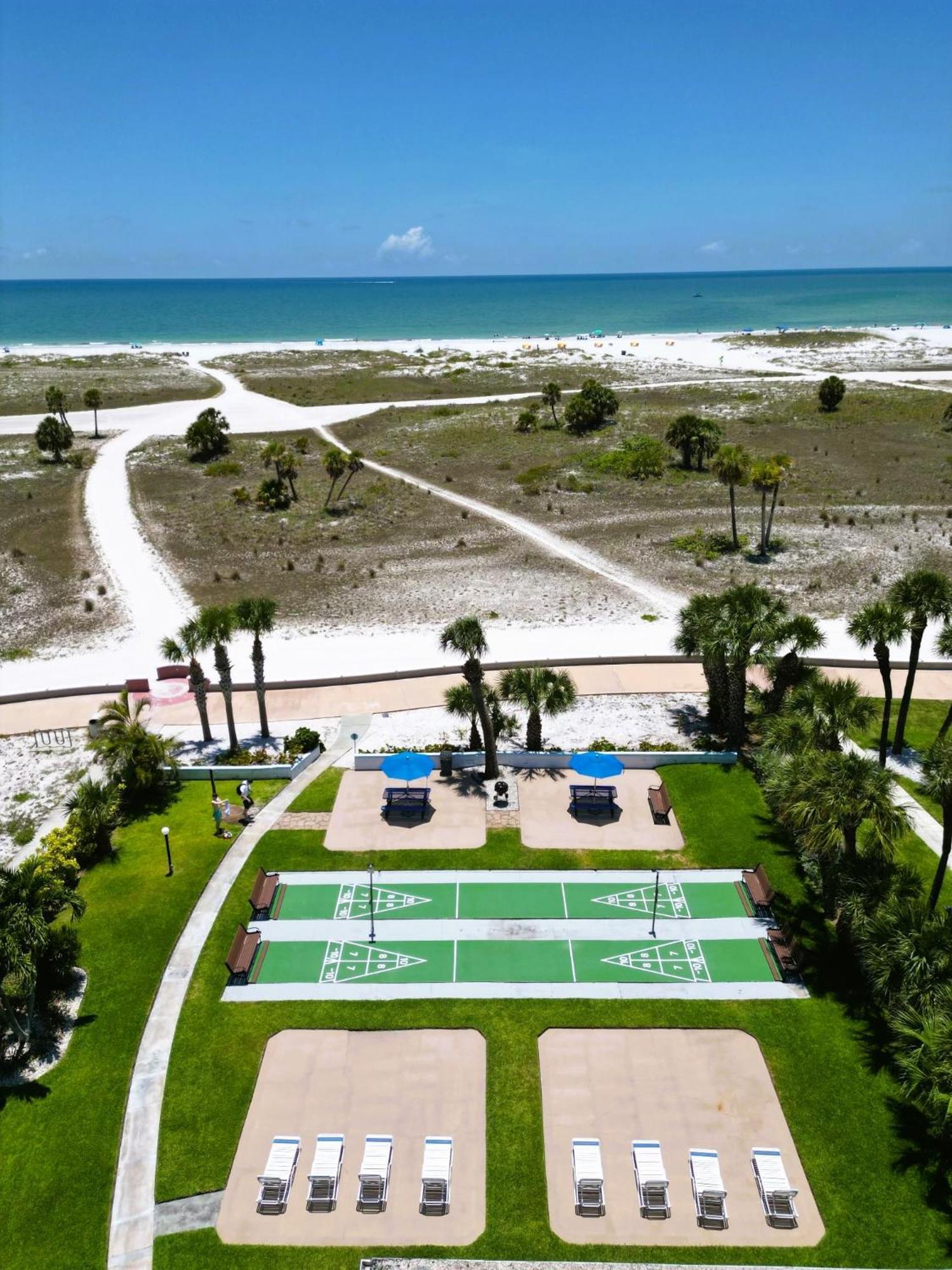 Beachside Resort Motel St. Pete Beach Eksteriør billede