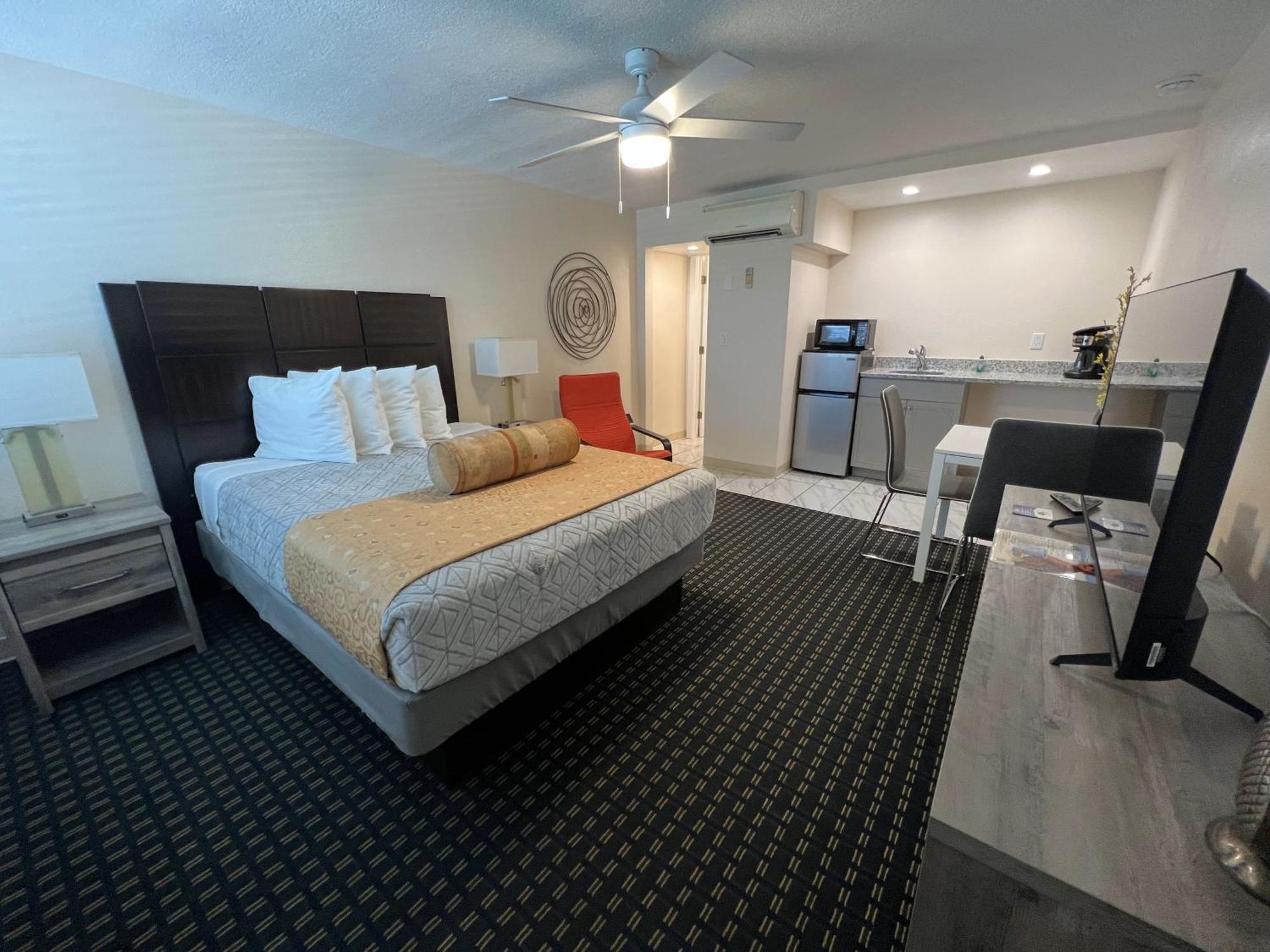 Beachside Resort Motel St. Pete Beach Eksteriør billede